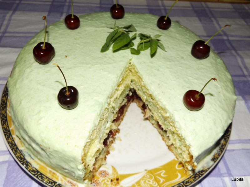 Tort cu cirese branza si menta