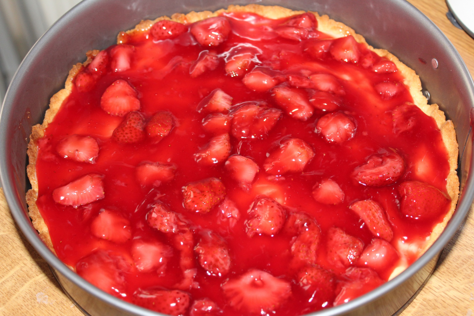 Tarta cu capsuni  si crema de vanilie