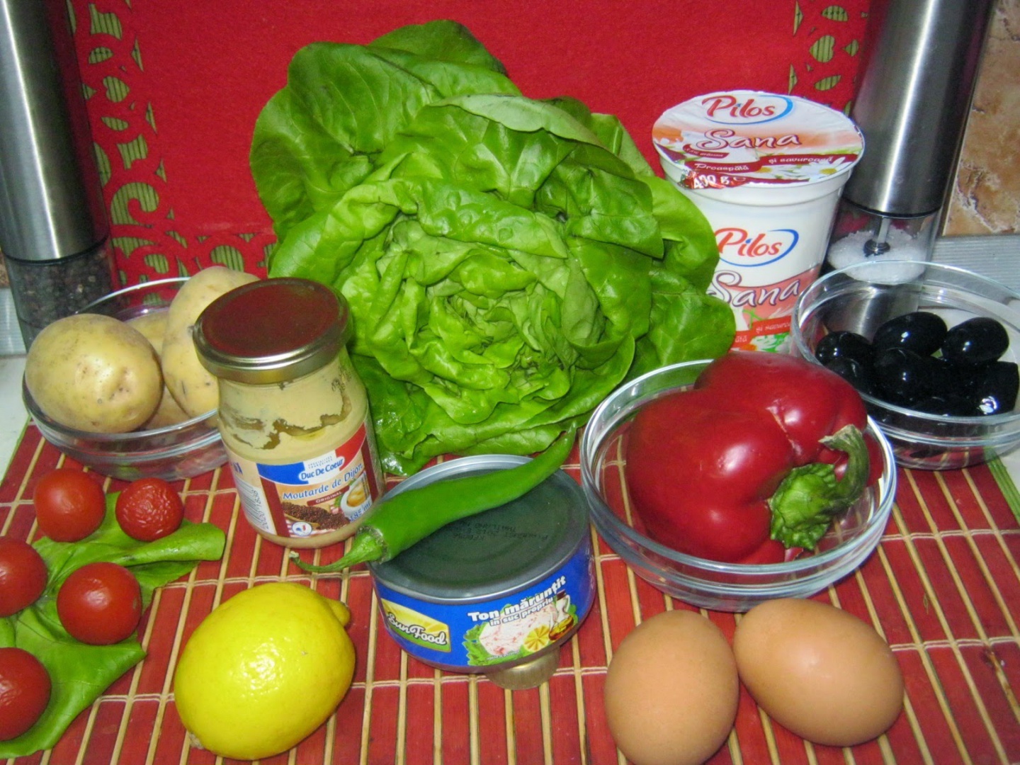 Salata cu ton cu salata verde