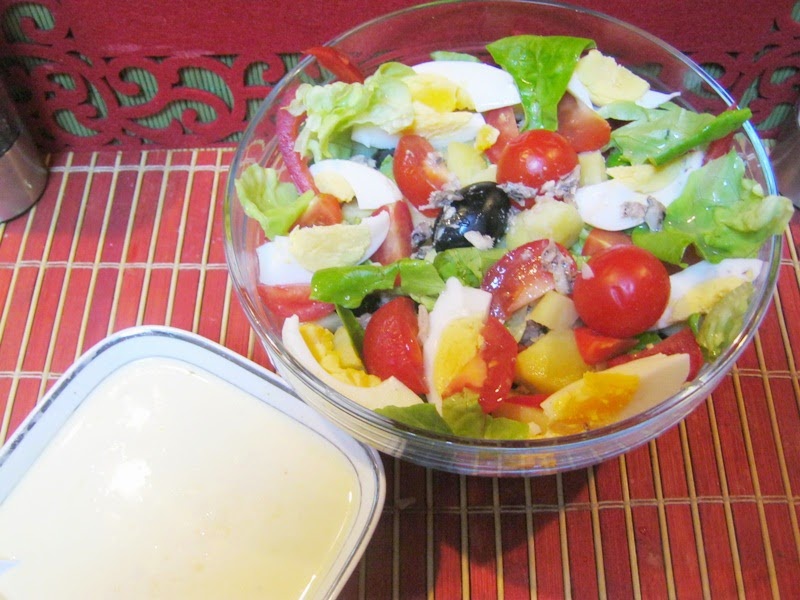 Salata cu ton cu salata verde