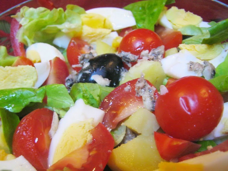 Salata cu ton cu salata verde