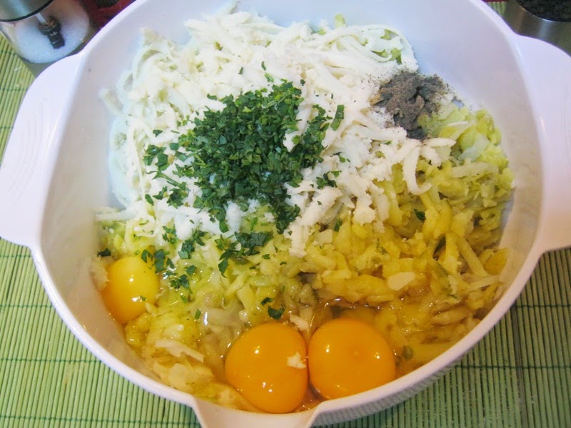 Gratin de cartofi cu bacon si cascaval afumat