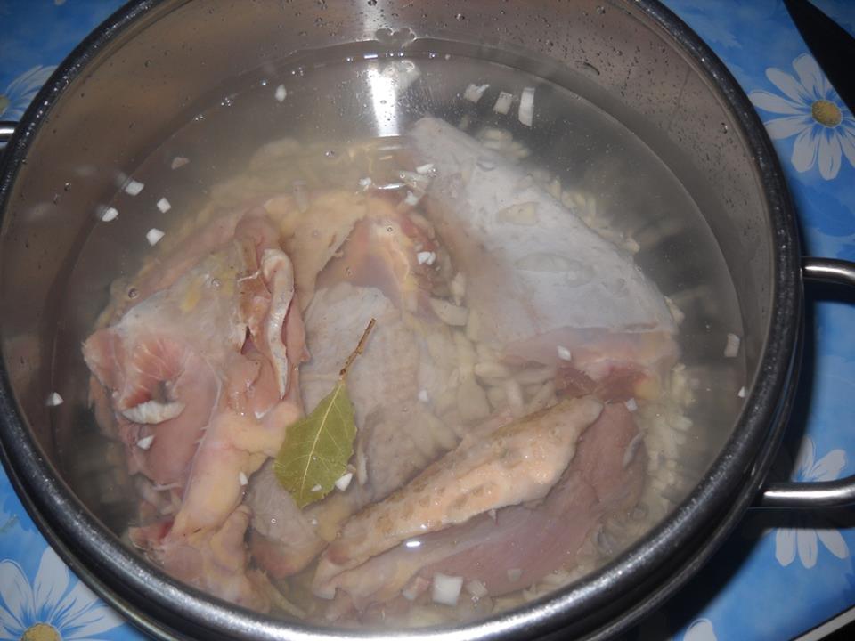 Ostropel cu carne de curcan