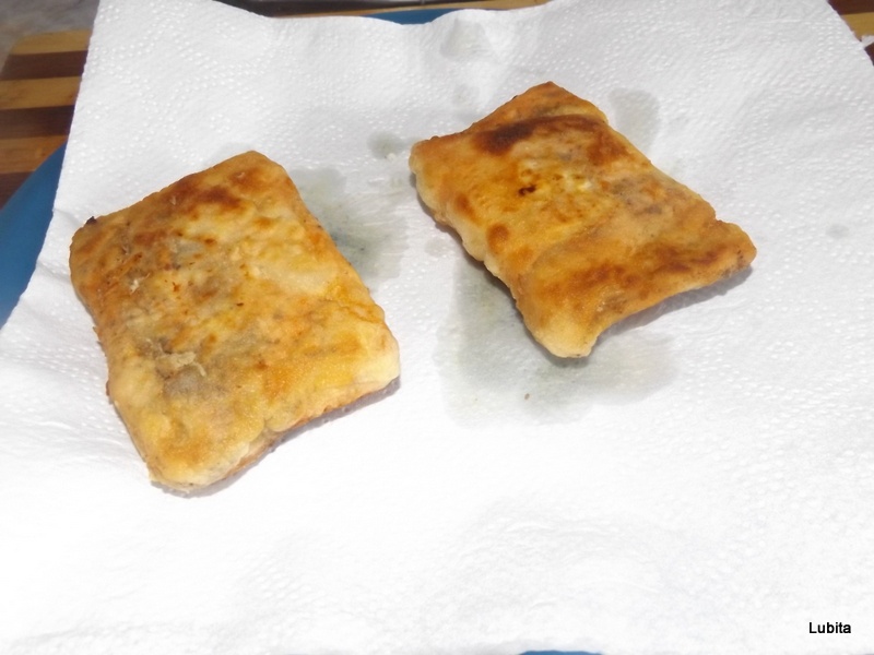 Somon cu sos de avocado