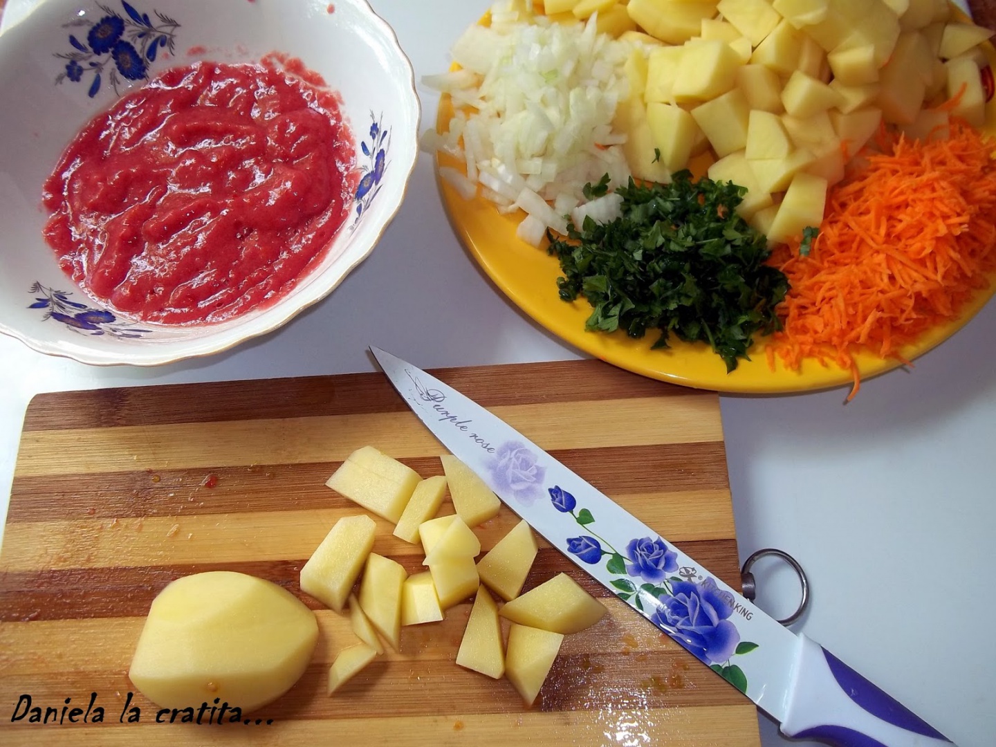 Mancare cu gaturi de curcan la cuptor