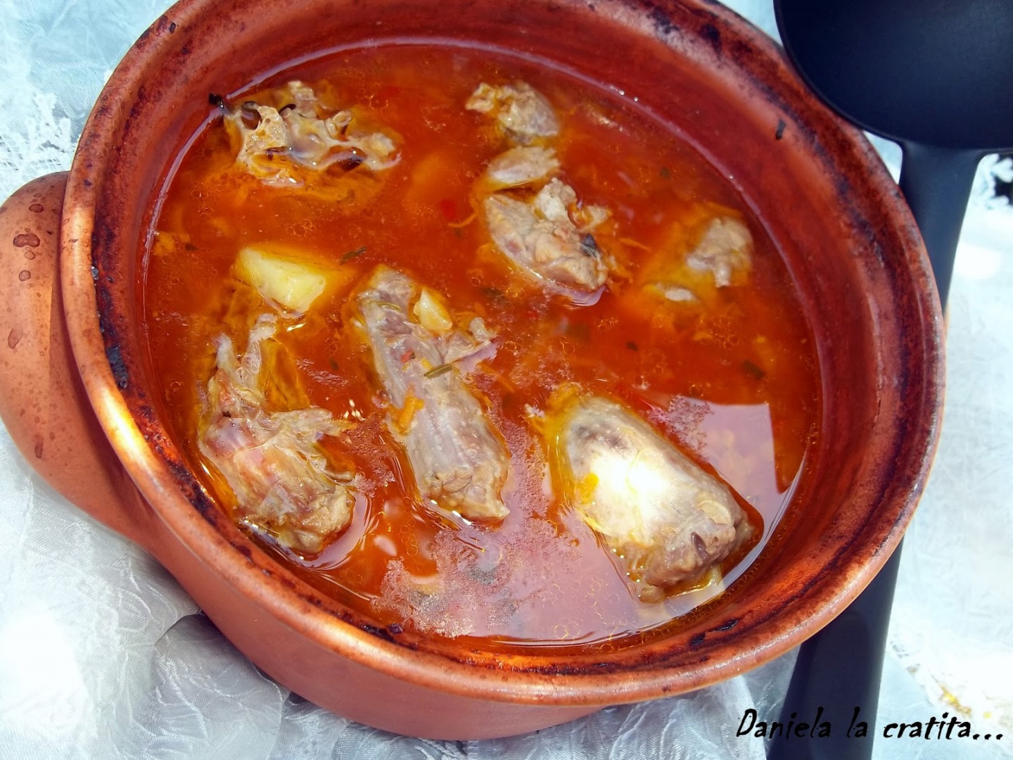 Mancare cu gaturi de curcan la cuptor