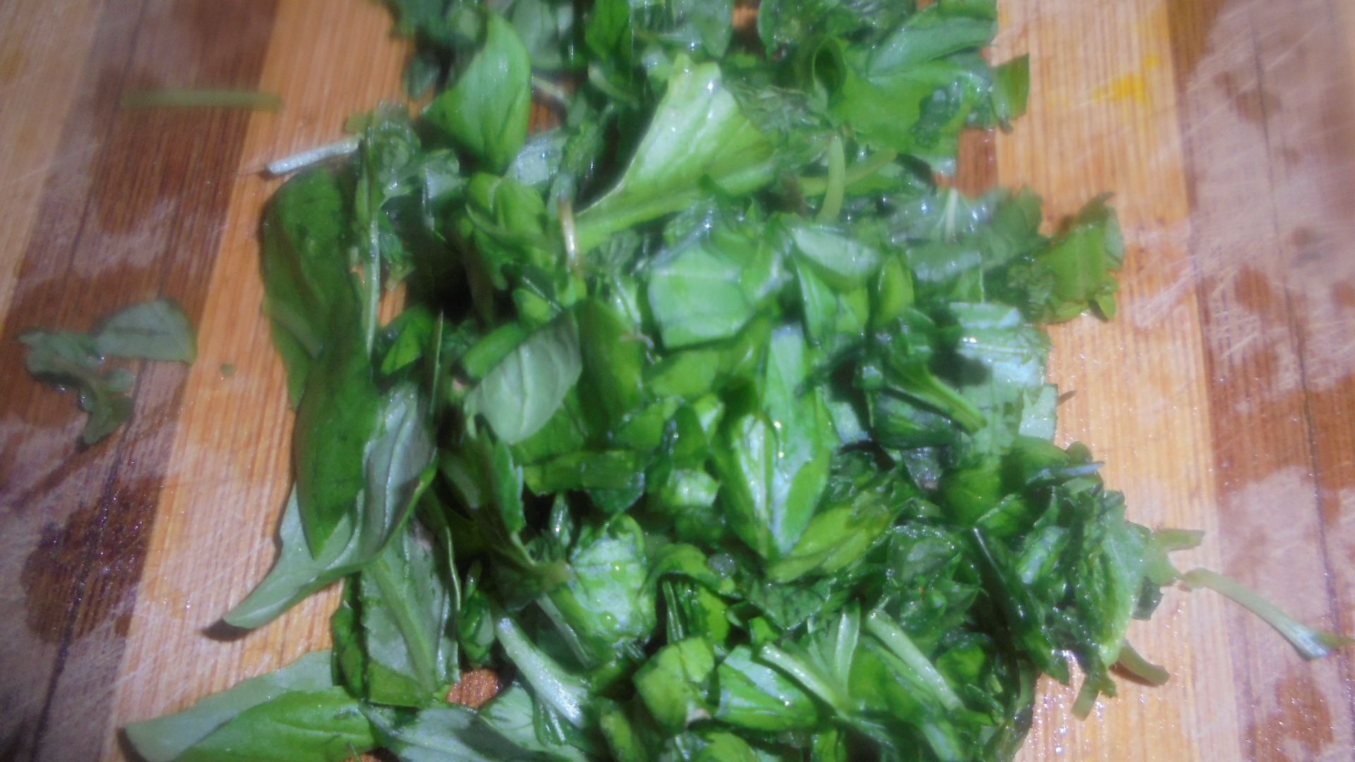 CIUPERCI UMPLUTE CU BRANZA SI GARNITURA DE COUSCOUS