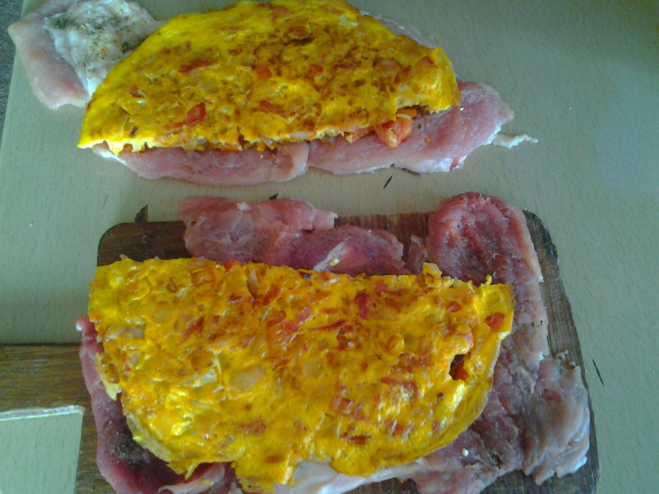 Rulada din carne de porc cu omleta