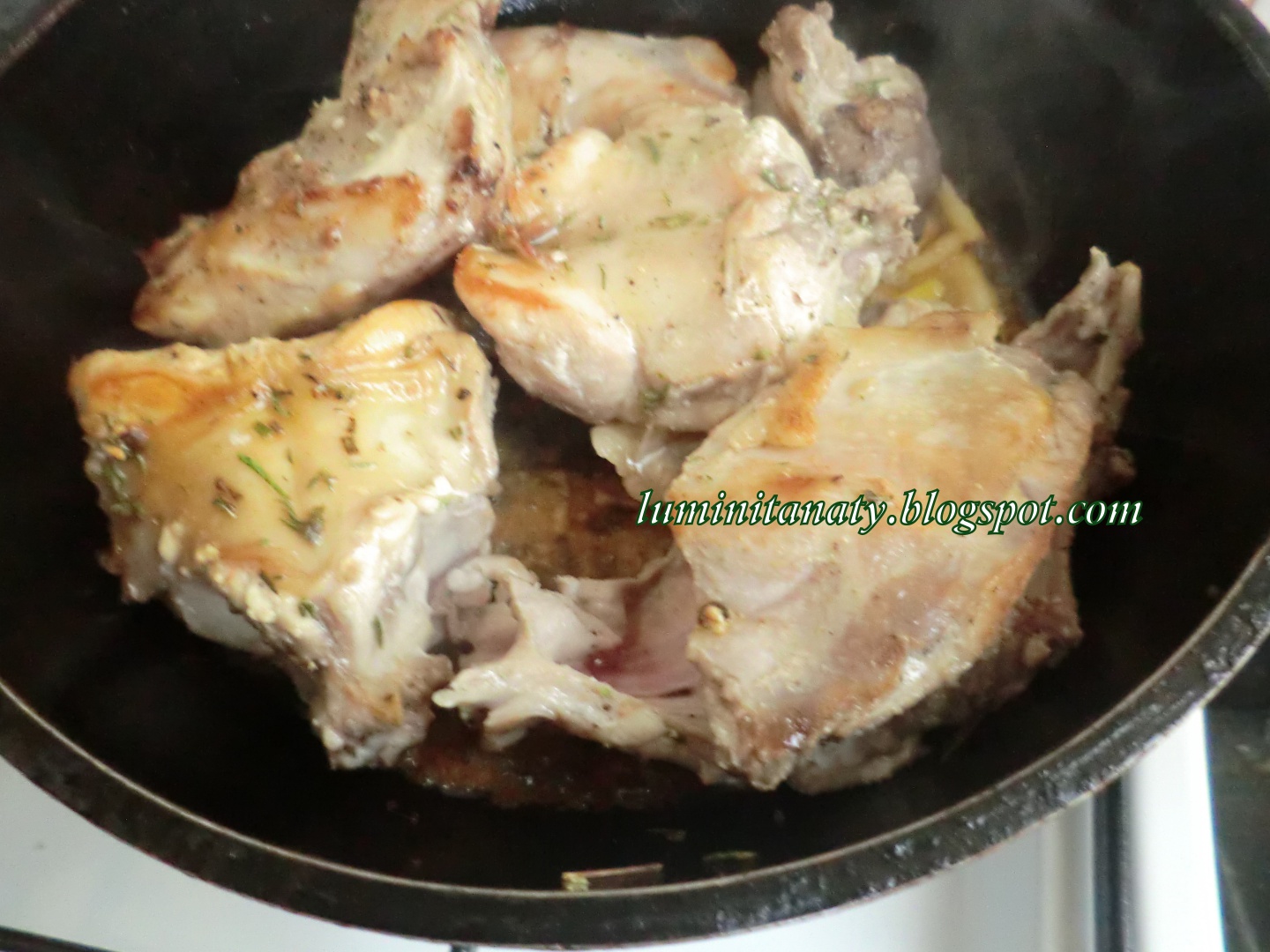 Iepure cu rozmarin, cimbru si lamaie reteta dupa Jamie Oliver