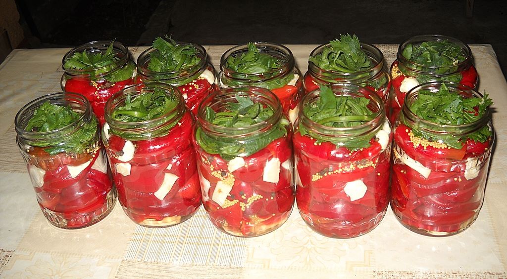 Gogosari in otet fara fierbere, fara conservanti. Reteta de gogogsari preparati la rece, crocanti, dulci-acrisori