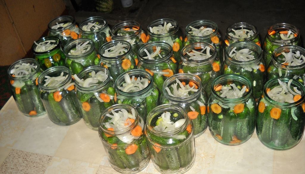 Castraveti bulgaresti la borcan pentru iarna. Dulci-acrisori, gustosi si aromati