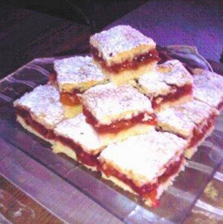 Prajitura sfaramicioasa cu prune