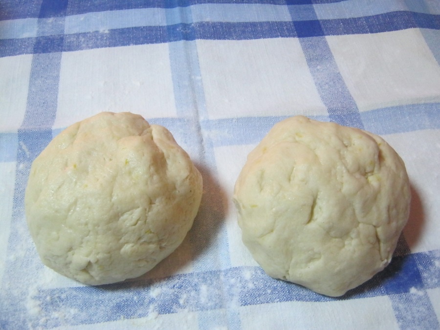 Prajitura sfaramicioasa cu prune