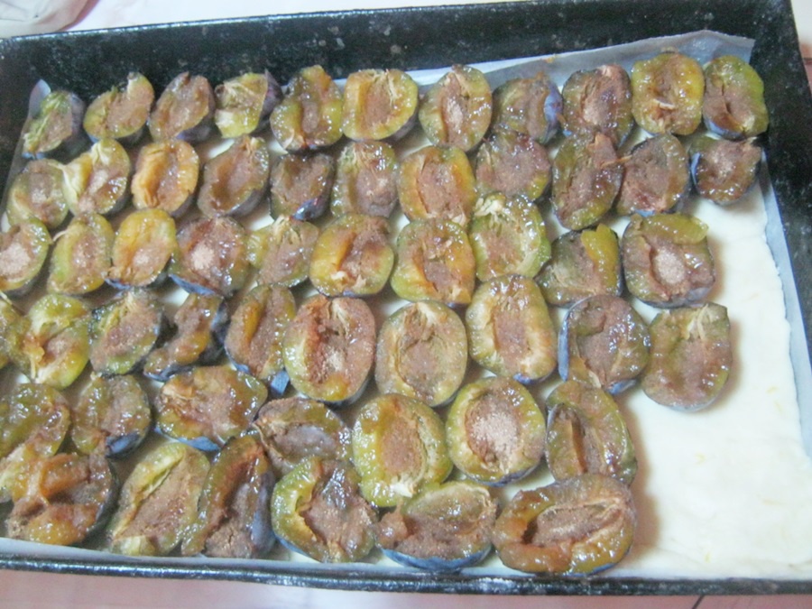 Prajitura sfaramicioasa cu prune