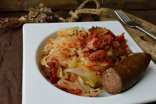 Varza acra calita la Crock Pot