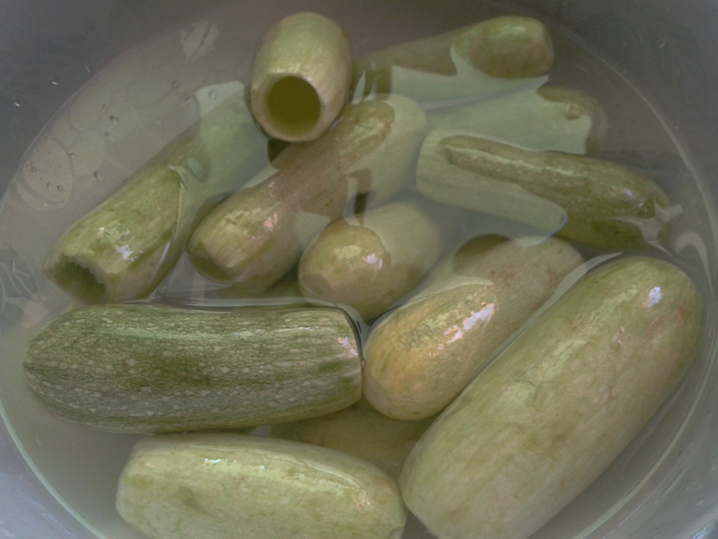 DOVLECEI ,VINETE SI ARDEI UMPLUTI CU CARNE SI OREZ