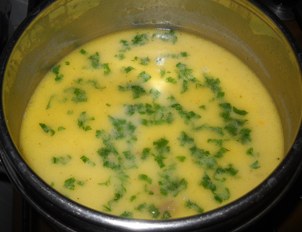 Ciorba de pui a la grec. Reteta simpla, delicioasa si usor de preparat