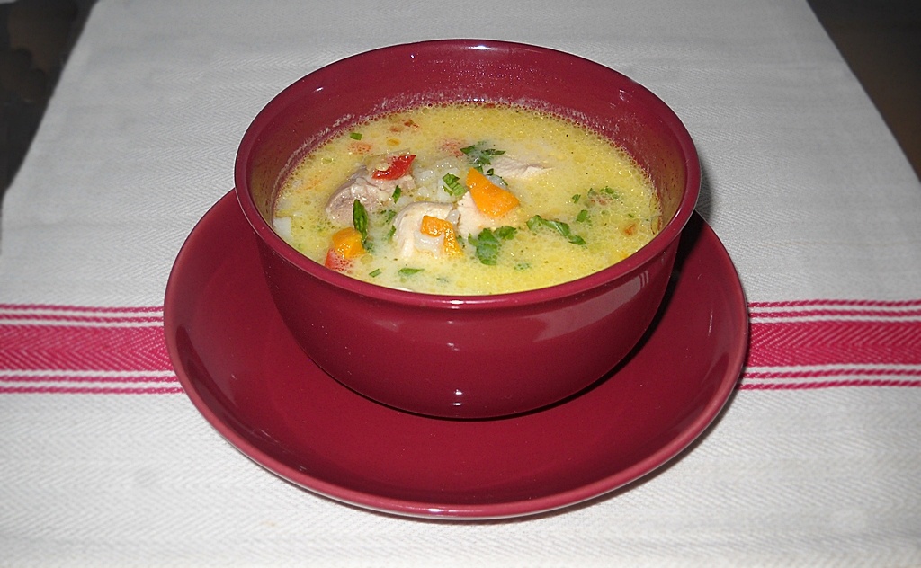 Ciorba de pui a la grec. Reteta simpla, delicioasa si usor de preparat