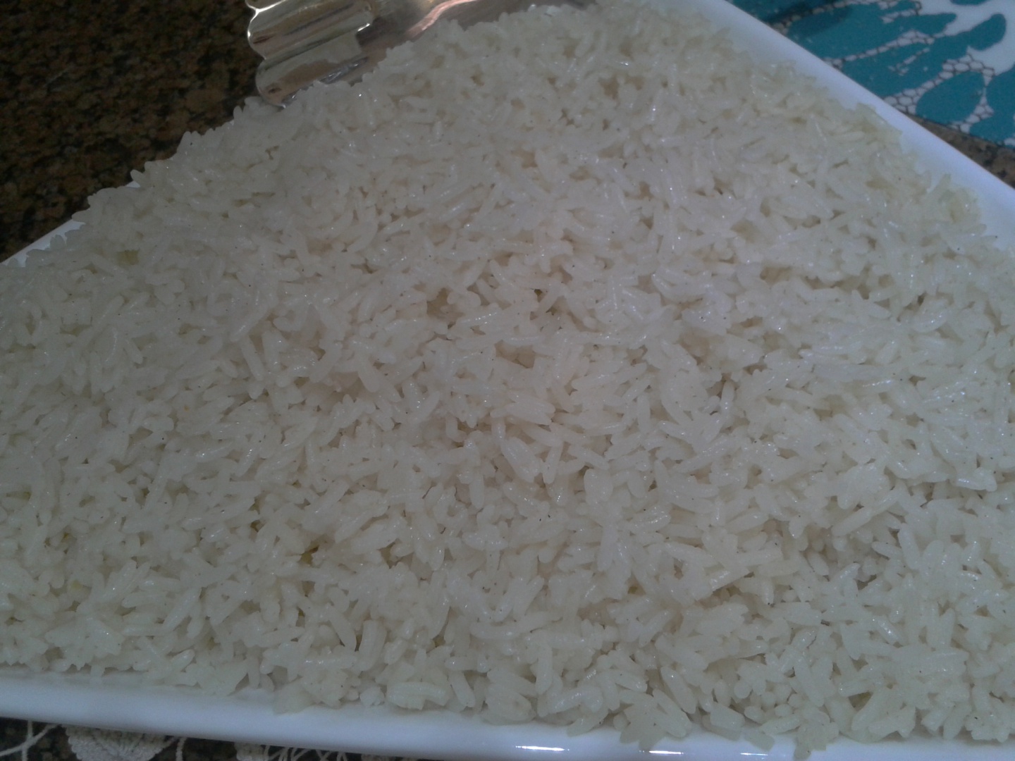 BAME CU CARNE DE VITA SI GARNITURA DE OREZ