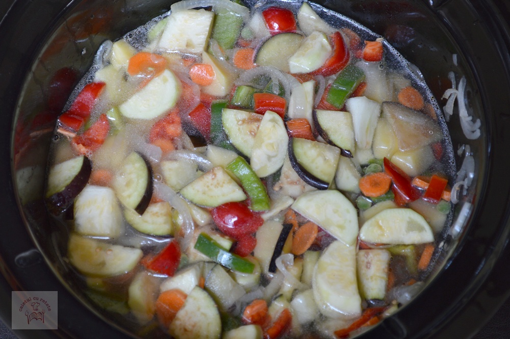 Ghiveci de legume la slow cooker Crock Pot