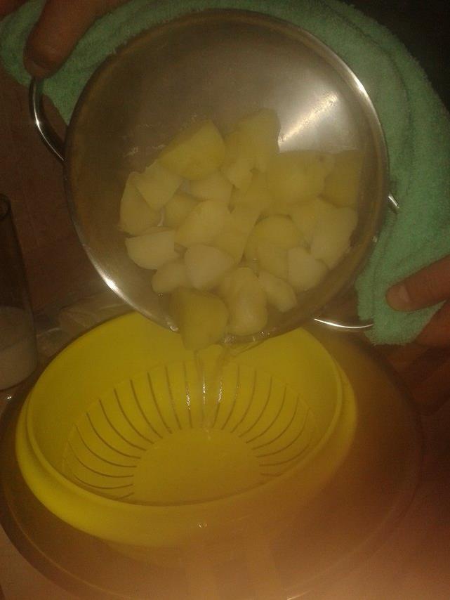 Piure de cartofi cu carne de gaina