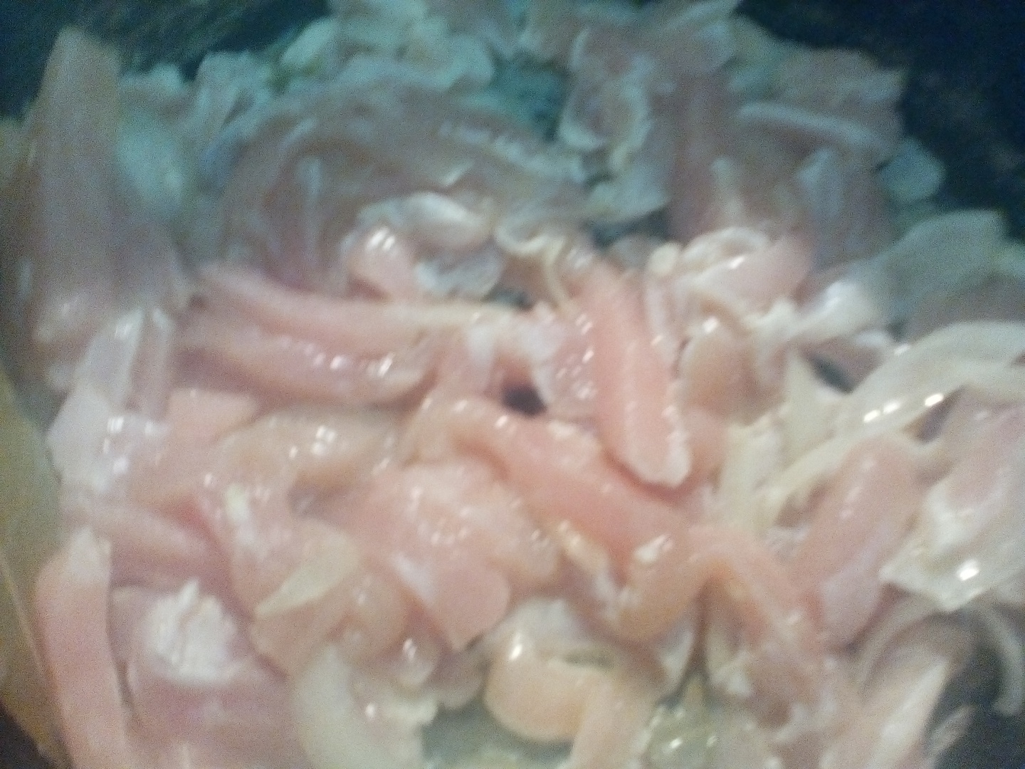 Fusilli  la cuptor cu piept de pui, ciuperci si sos bechamel