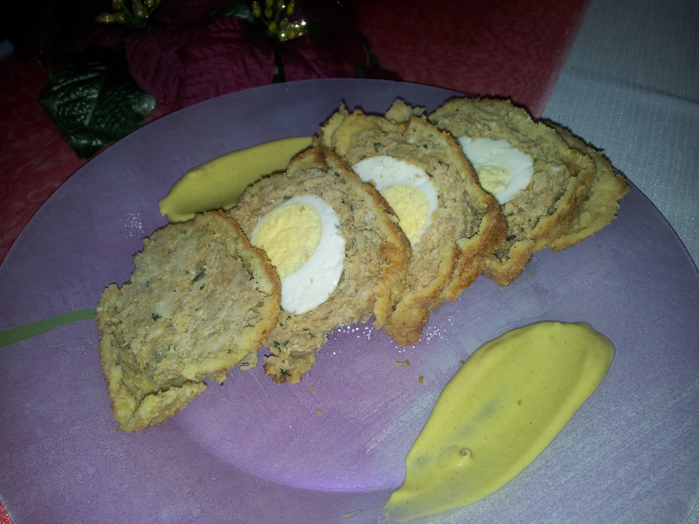 Meatballs cu oua sau Chiftele umplute cu oua