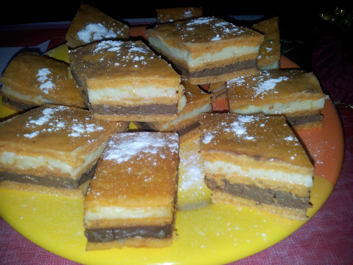 Prajitura cu foi de bulion si 2 creme