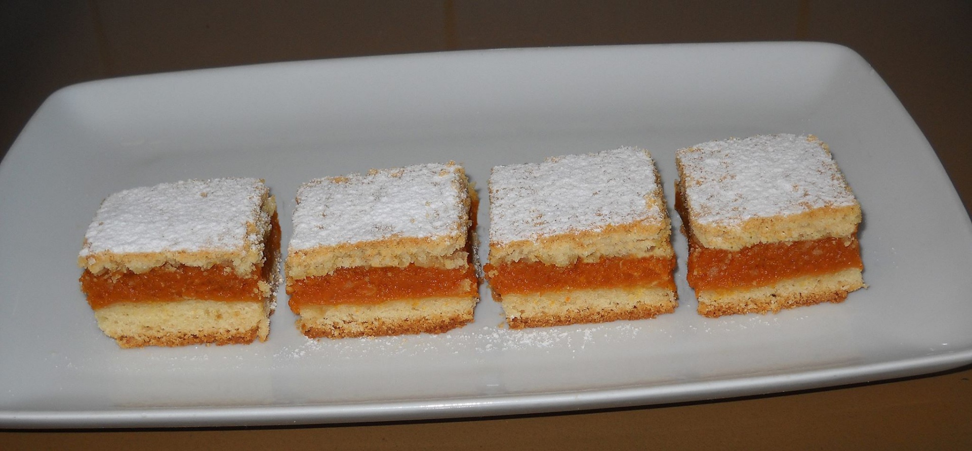 Placinta frageda cu dovleac – reteta simpla si delicioasa pentru un desert savuros si aromat