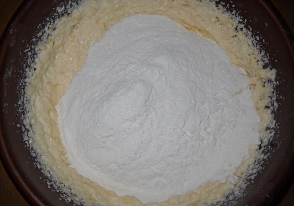 Placinta frageda cu dovleac – reteta simpla si delicioasa pentru un desert savuros si aromat