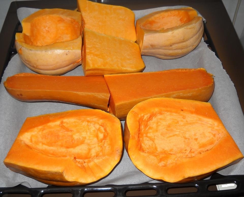 Placinta frageda cu dovleac – reteta simpla si delicioasa pentru un desert savuros si aromat