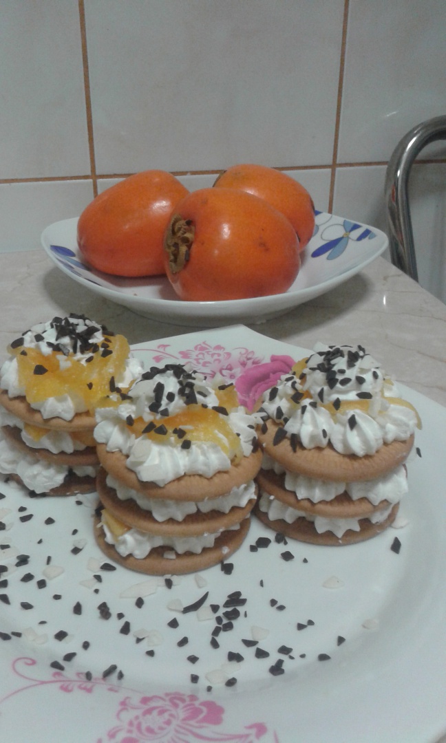 Turnulete de branza cu kaky