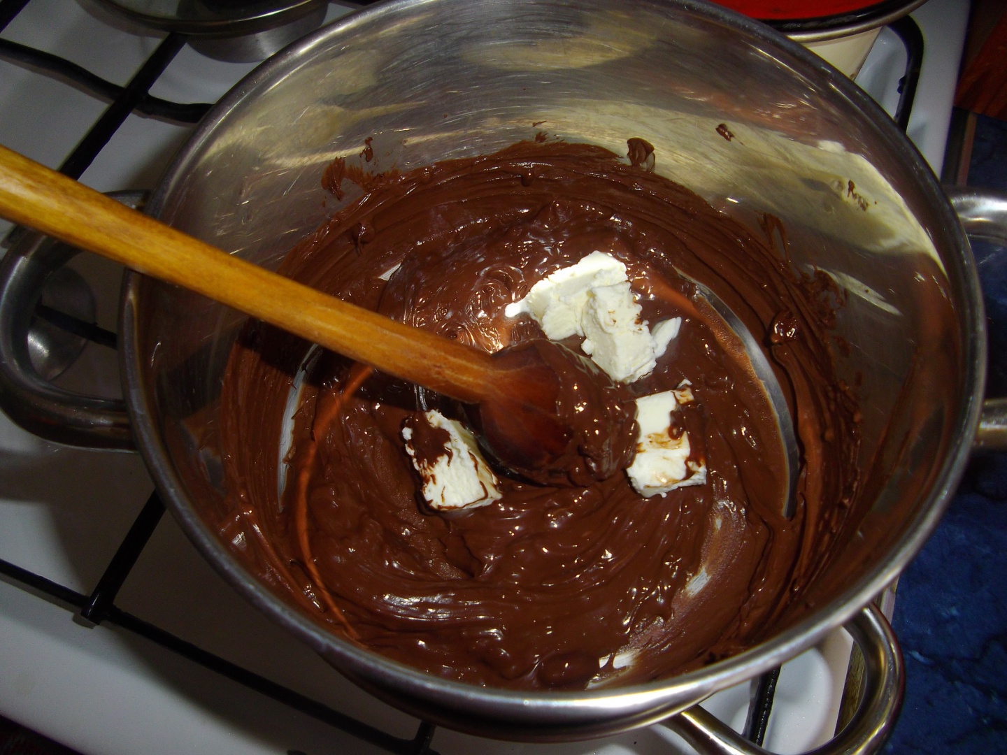 DELICIU DE CIOCOLATA CU CASTANE