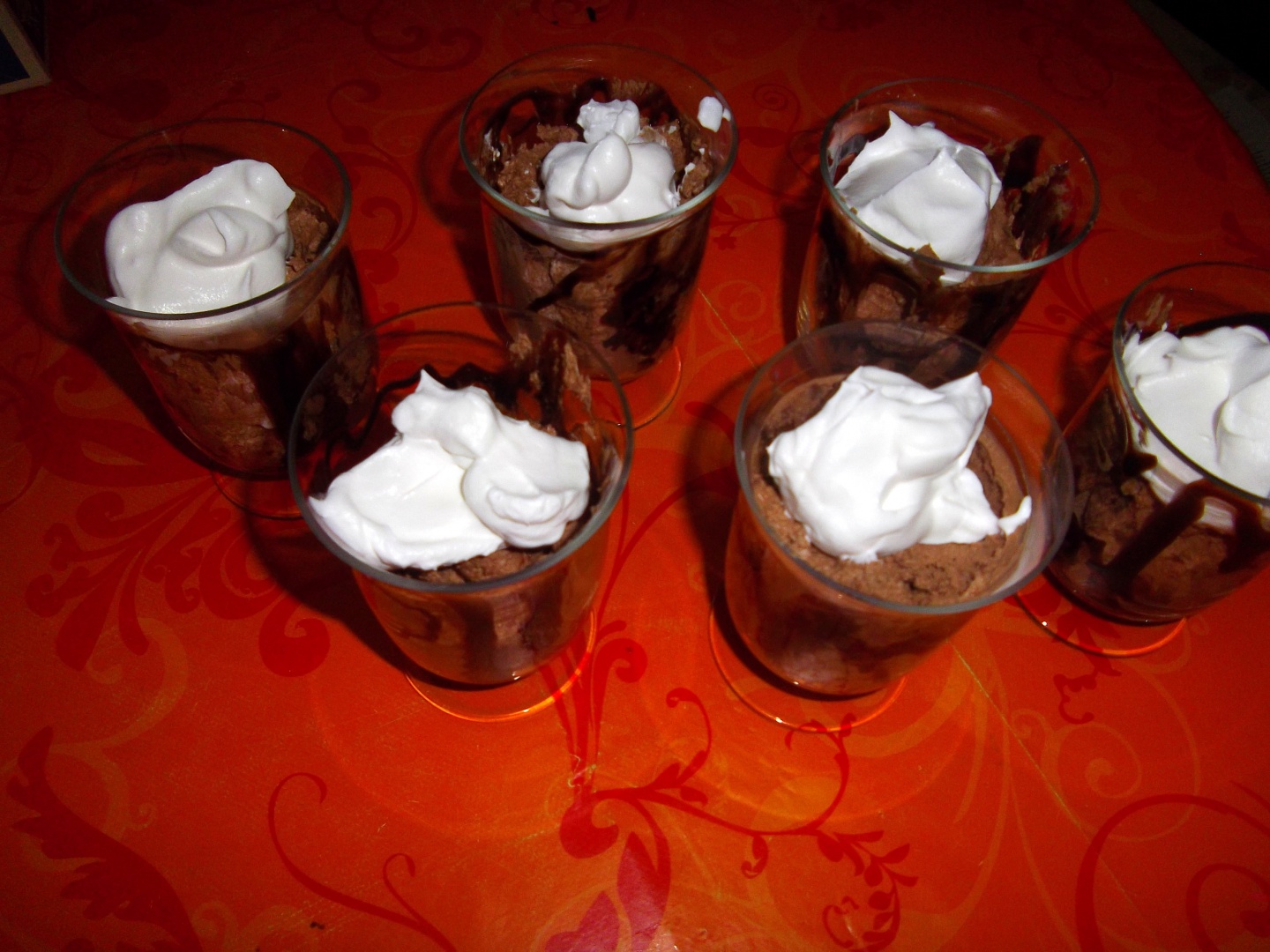 DELICIU DE CIOCOLATA CU CASTANE