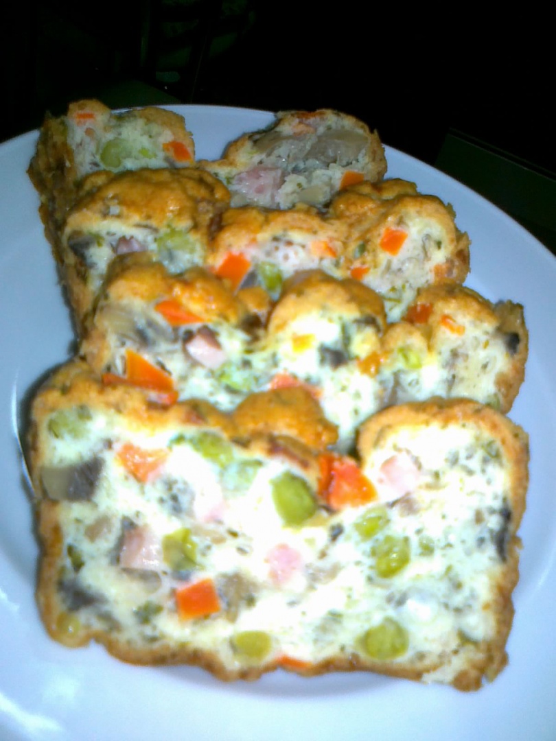 Chec aperitiv cu legume si ciuperci