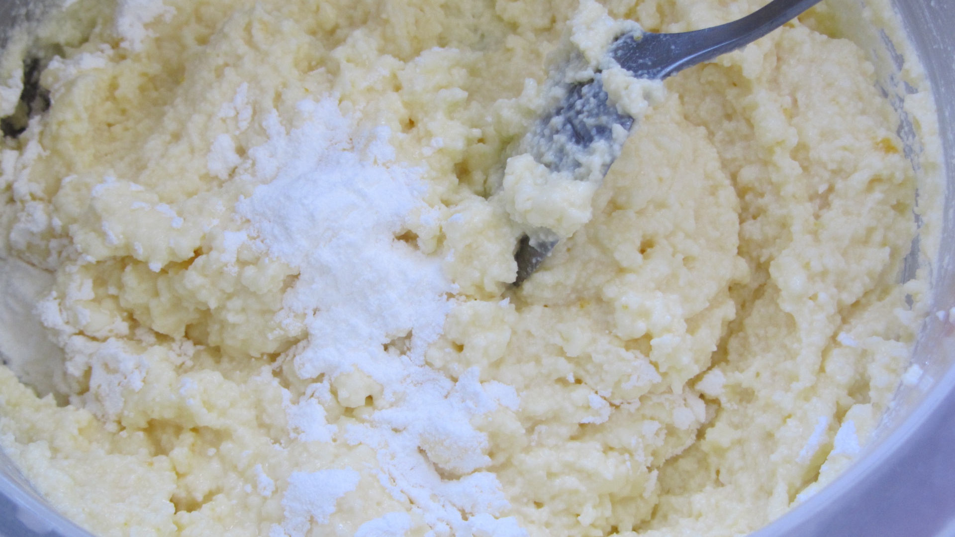 Prajitura cu struguri, branza si cacao