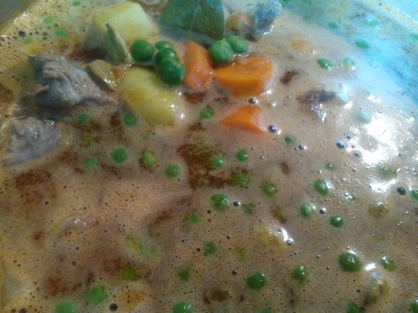 Tocanita de legume cu carne de miel