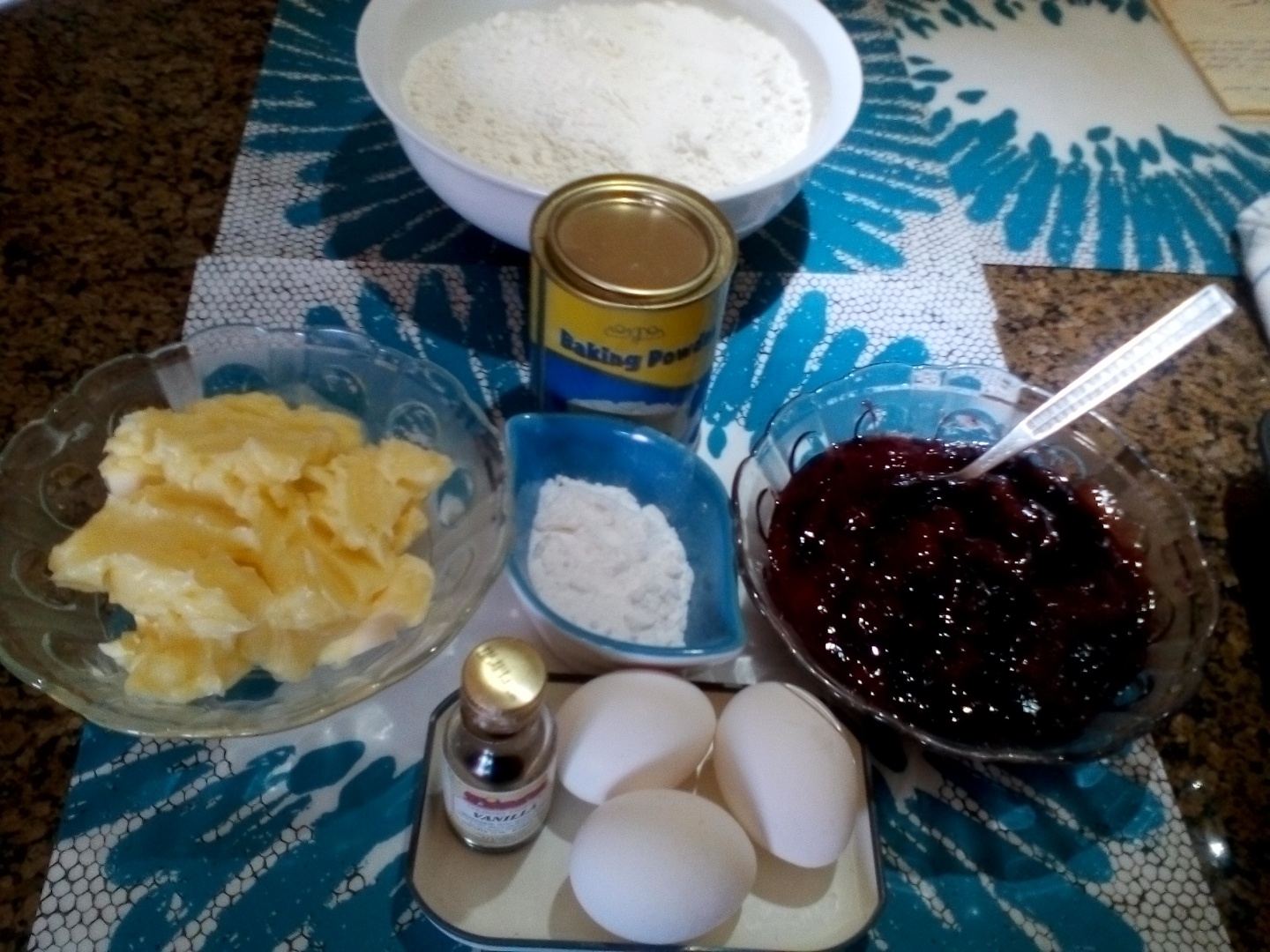 Prajitura cu gem de prune si nuca