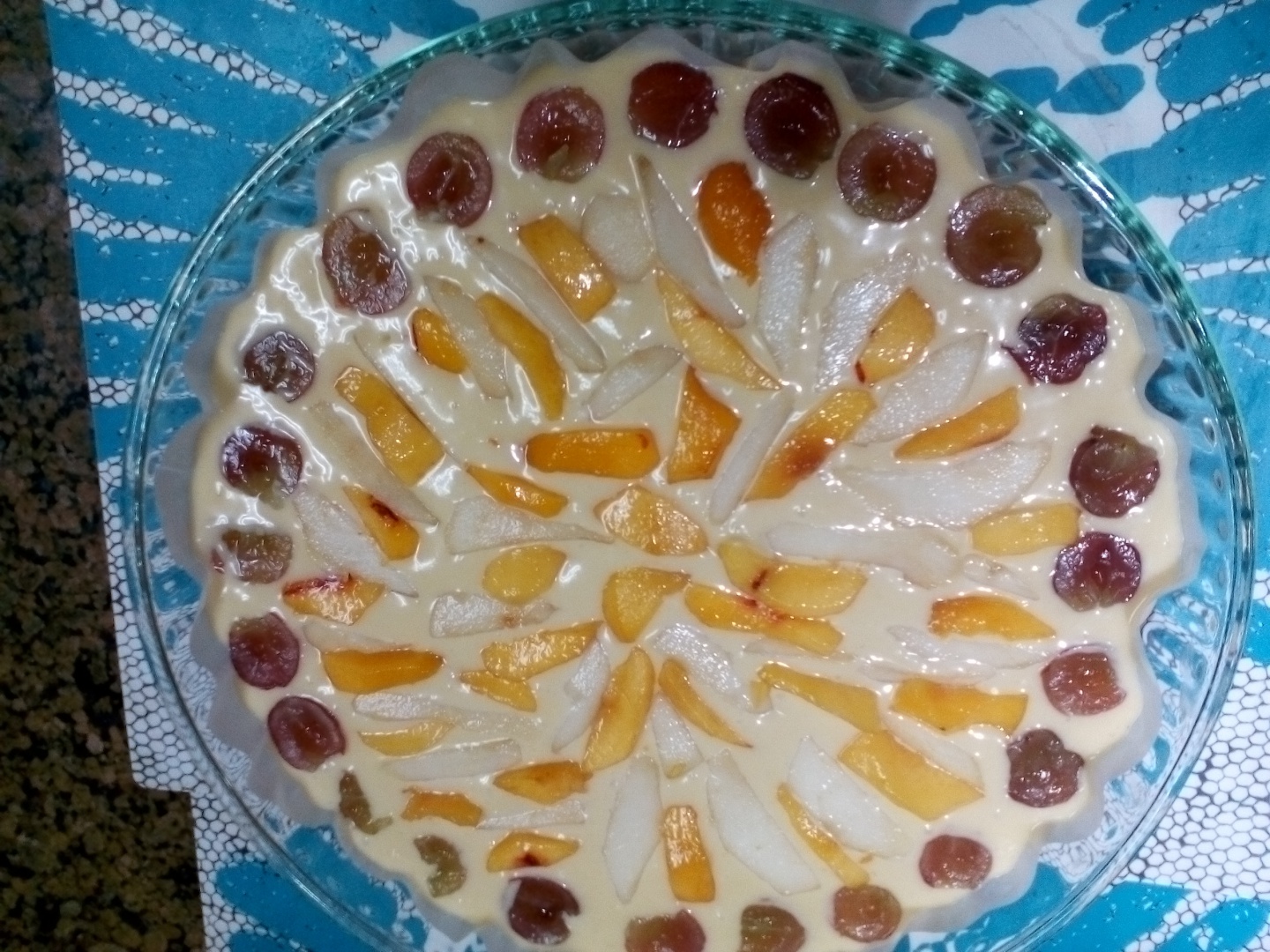 Tarta cu fructe  de toamna(mere, pere, struguri)