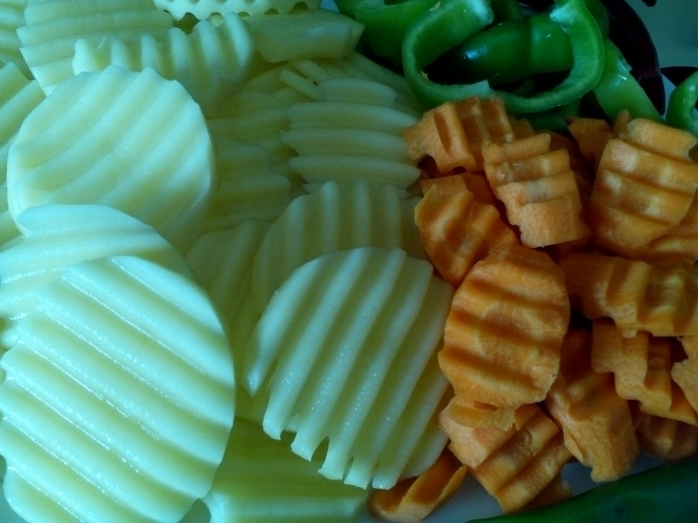 Piept de pui cu legume la gratar (in tava grill pe aragaz)