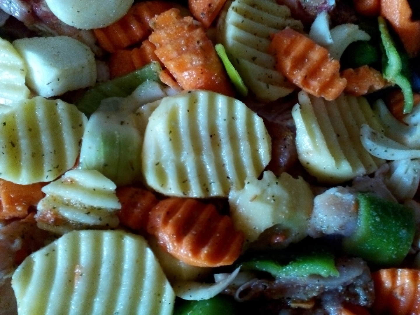 Piept de pui cu legume la gratar (in tava grill pe aragaz)