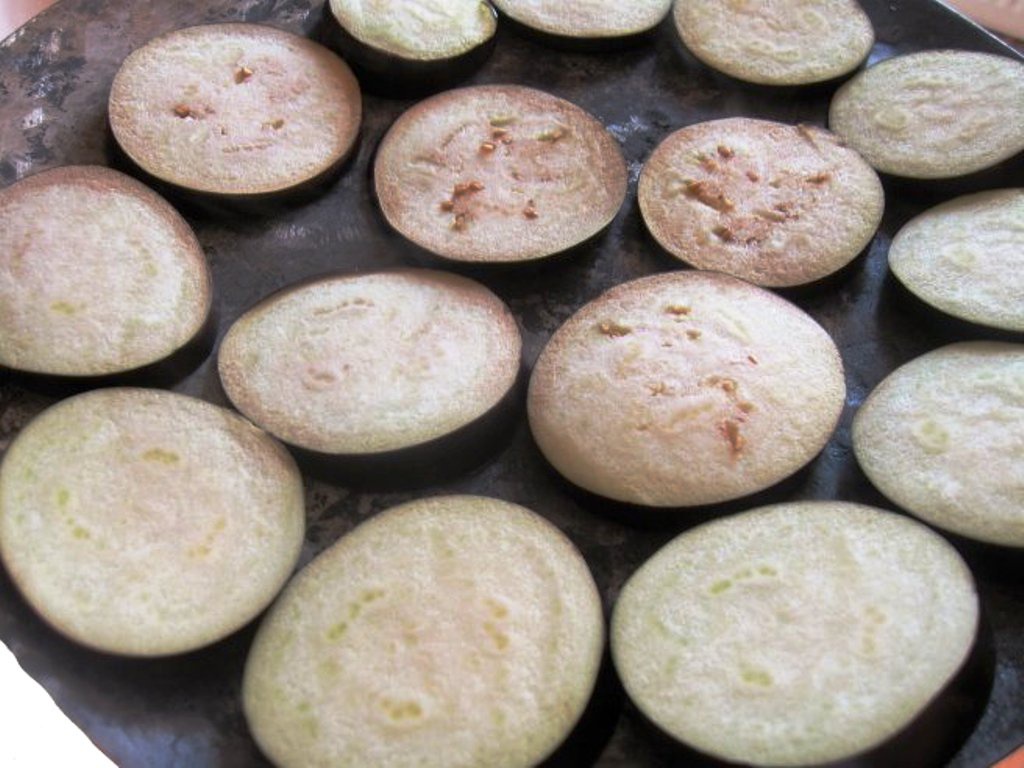 Musaca cu vinete coapte si piept de pui