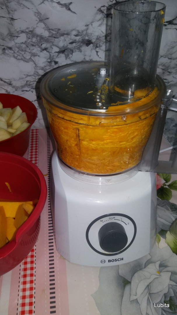 Placinta cu mere dovleac si gutui