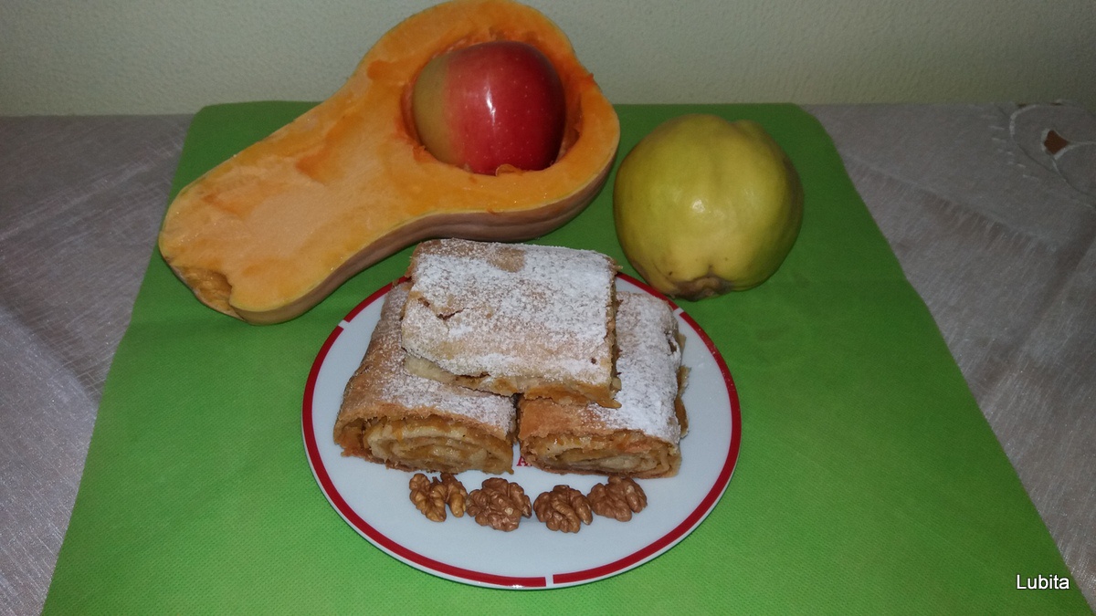 Placinta cu mere dovleac si gutui