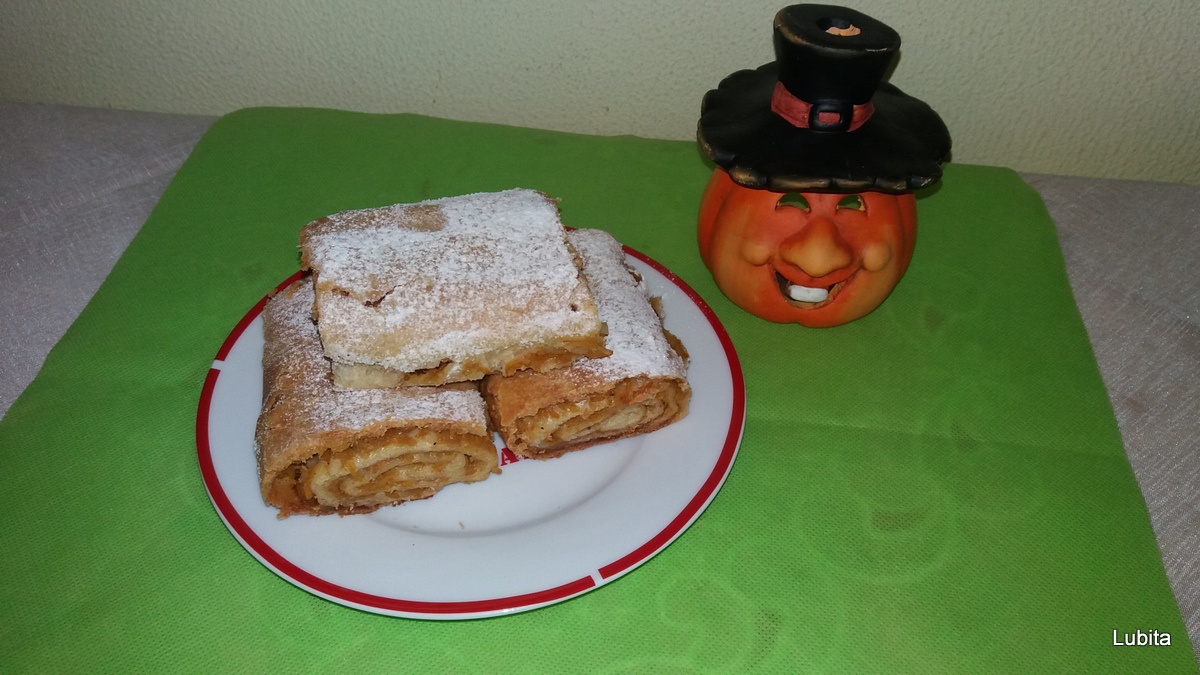 Placinta cu mere dovleac si gutui