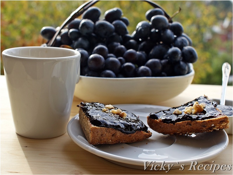 Magiun de struguri cu nuca