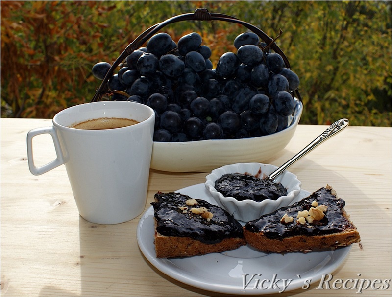 Magiun de struguri cu nuca