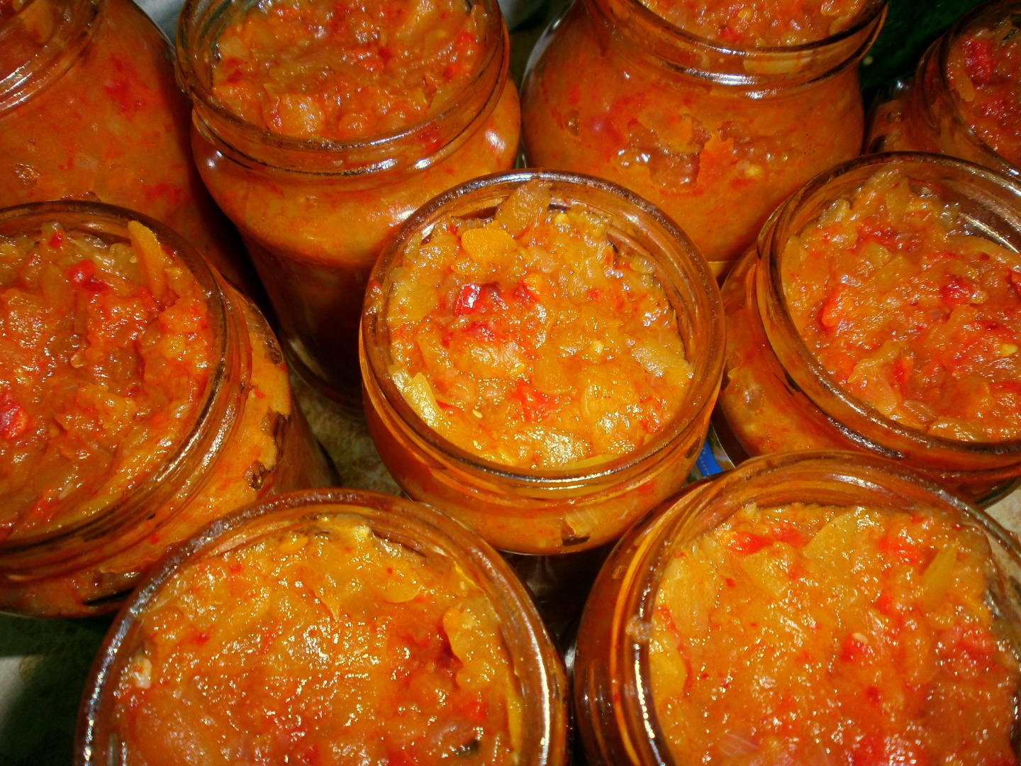 Zacusca de dovlecei pentru iarna. Reteta simpla, economica si delicioasa