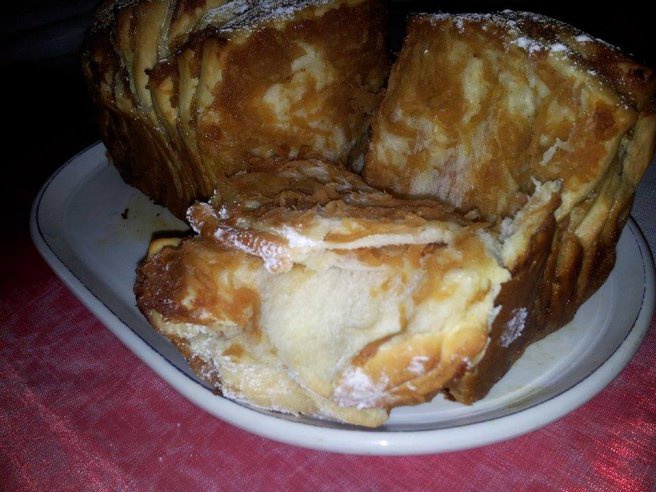 Cozonac evantai cu mere