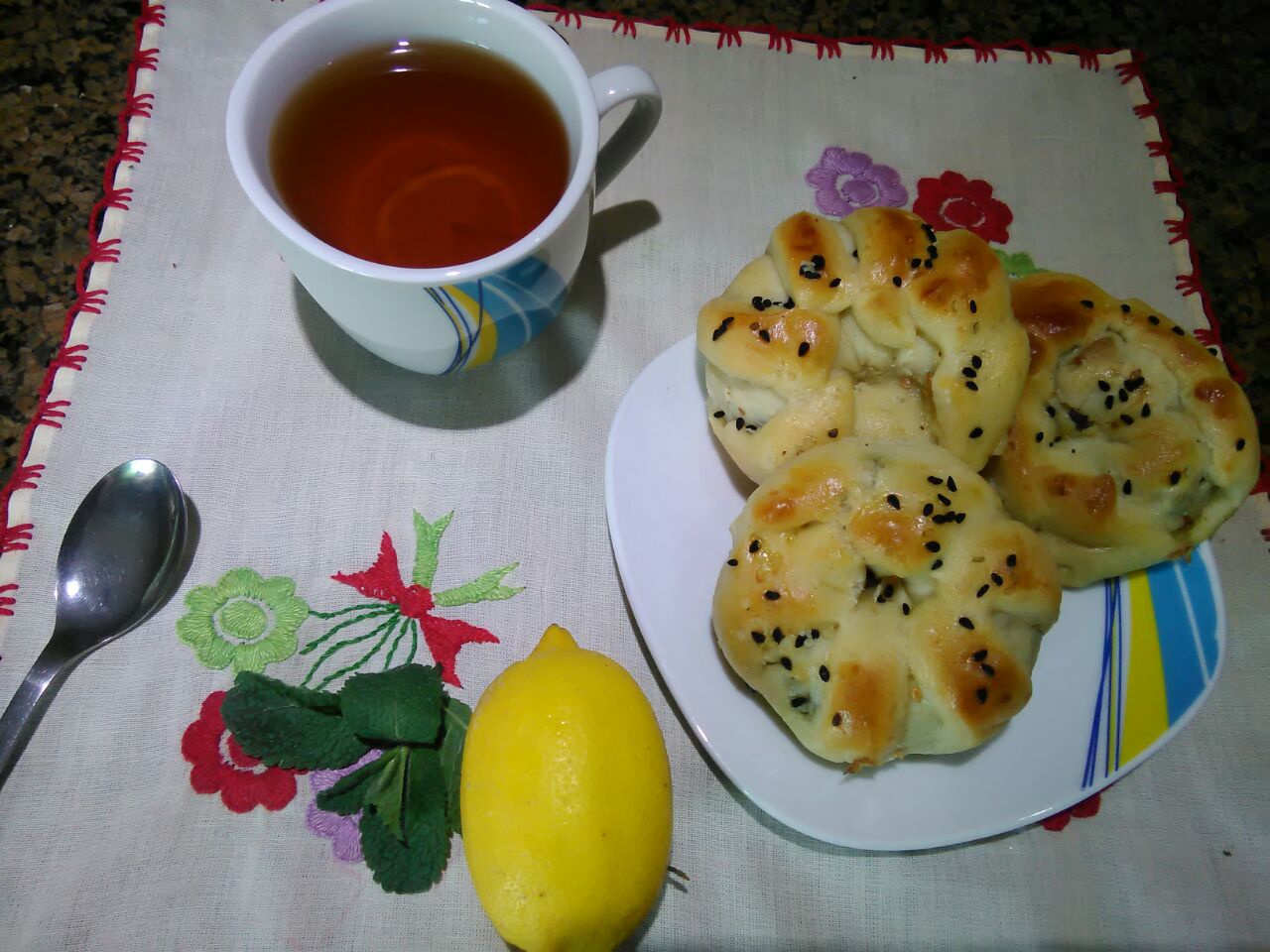 Rozete cu branza si oregano